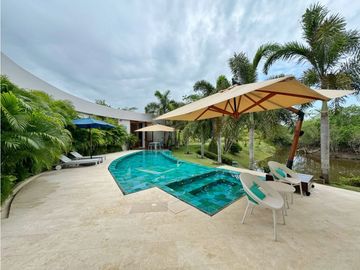 Venta CASA de LUJO en Karibana Beach & Golf Cartagena