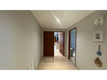 VENDO EXCLUSIVO APARTAMENTO EN BUEN SECTOR DE LA CIUDAD