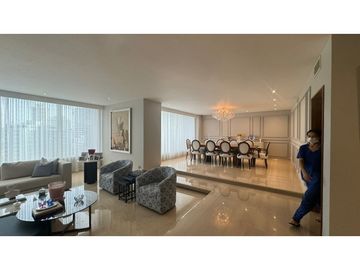 VENDO EXCLUSIVO APARTAMENTO EN BUEN SECTOR DE LA CIUDAD