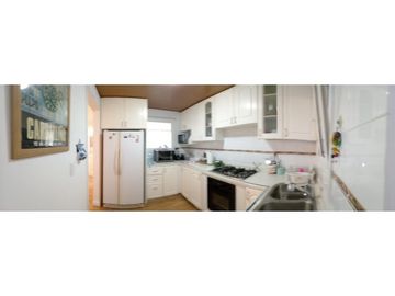 Venta de Amplia, Fresca y  Acogedora Casa Amoblada  en Muy Buena Zona