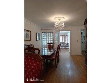 Venta de Amplia, Fresca y  Acogedora Casa Amoblada  en Muy Buena Zona