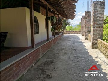 Casa campestre en Alcalá, Valle