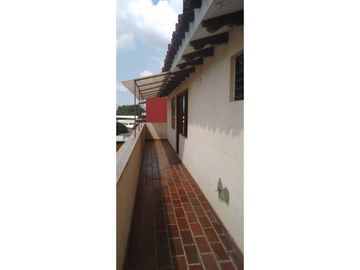 APARTAMENTO BARRIO  LIMONAR PISO 5 S/A, MIDE 128m2