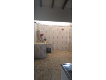 APARTAMENTO BARRIO  LIMONAR PISO 5 S/A, MIDE 128m2