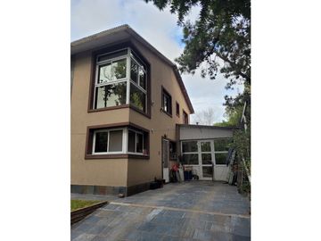 VENTA Casa 3 Amb. Mas 2 Dptos. 2 y 3 amb. -Todos los servicios!!!