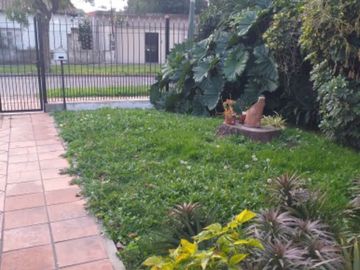 Chalet en venta en Temperley Este