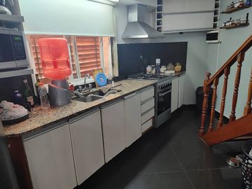 Casa PH en venta en Ramos Mejia Sur