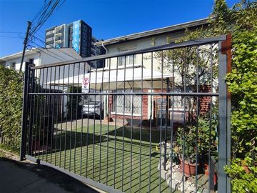 Casa en Venta en Av. Vicuña Mackenna Poniente/Los Pioneros.