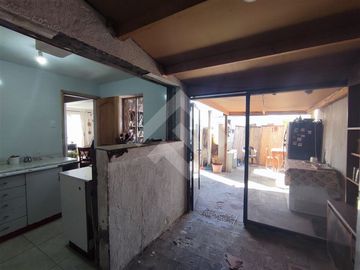 Casa en Venta en Av. Vicuña Mackenna Poniente/Los Pioneros.