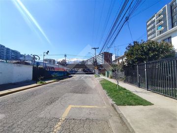 Casa en Venta en Av. Vicuña Mackenna Poniente/Los Pioneros.