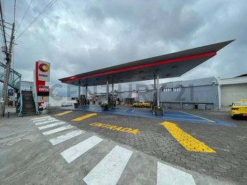 En venta propiedad comercial. Ambato