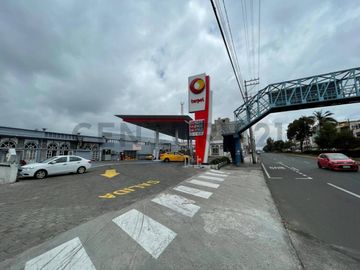 En venta propiedad comercial. Ambato