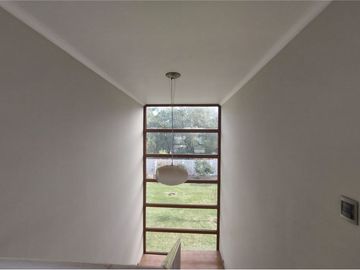 VENTA CASA EL ALGARROBAL II NEGOCIABLE.