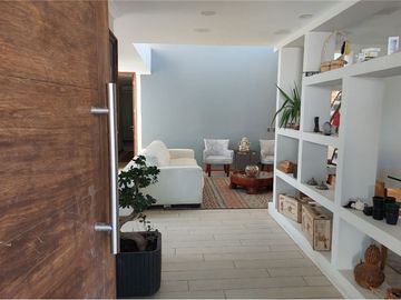 VENTA CASA EL ALGARROBAL II NEGOCIABLE.