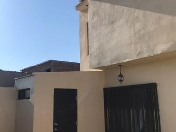 CASA EN VENTA EN FRACC. PRIVADO