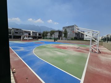 Estrena casa en el mejor sector de Dominio cumbres + amenidades