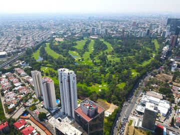 Departamentos en Venta Country Club Guadalajara, Vista al Campo de Golf.