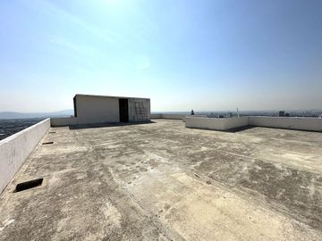 Departamentos en Venta Country Club Guadalajara, Vista al Campo de Golf.