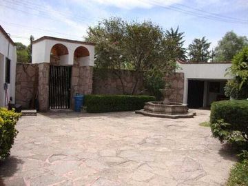 SE VENDE RESIDENCIA 1,643 M2 UBICADA EN SANTIAGO CUAUTLALPAN, TEPOTZOTLÁN