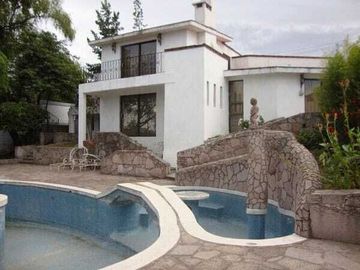 SE VENDE RESIDENCIA 1,643 M2 UBICADA EN SANTIAGO CUAUTLALPAN, TEPOTZOTLÁN