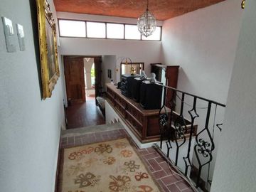 SE VENDE RESIDENCIA 1,643 M2 UBICADA EN SANTIAGO CUAUTLALPAN, TEPOTZOTLÁN