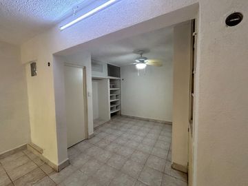 CASA EN VENTA, UNA PLANTA 