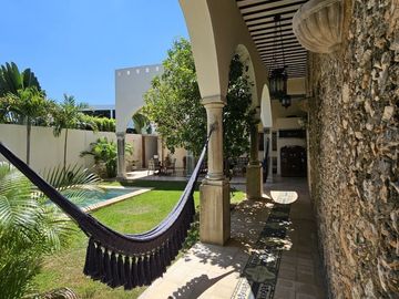 HOTEL BOUTIQUE EN VENTA UBICADO EN EL CENTRO HISTORICO DE MERIDA, YUCATAN.