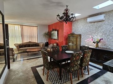 HOTEL BOUTIQUE EN VENTA UBICADO EN EL CENTRO HISTORICO DE MERIDA, YUCATAN.