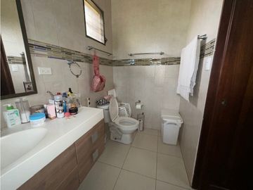 ALQUILER O VENTA DE AMPLIA Y HERMOSA CASA EN PENONOME