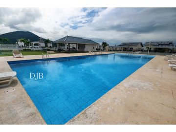 VENTA DE CASA EN ESQUINA EN PLAYA DORADA