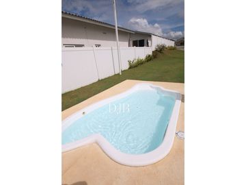 VENTA DE CASA EN ESQUINA EN PLAYA DORADA