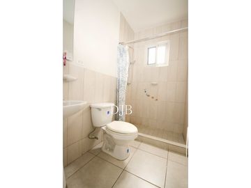 VENTA DE CASA EN ESQUINA EN PLAYA DORADA
