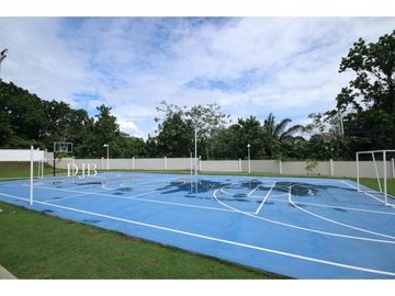 VENTA DE CASA EN ESQUINA EN PLAYA DORADA