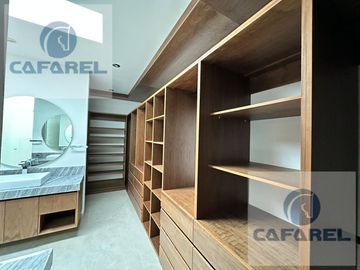Casa en LOMAS DEL CAMPANARIO NTE en VENTA (MT)
