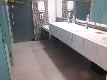 Excelente casa cerca de Santa Fe