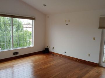 Excelente casa cerca de Santa Fe