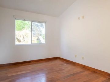 Excelente casa cerca de Santa Fe
