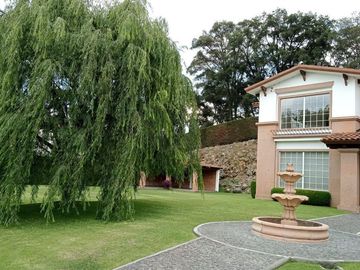 Excelente casa cerca de Santa Fe