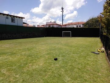 Excelente casa cerca de Santa Fe