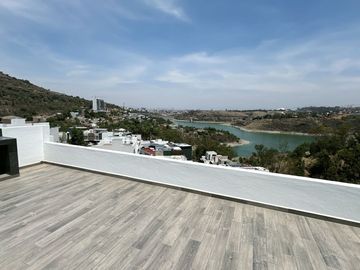 ¡Tu Hogar de Ensueño en Fraccionamiento Aqua 3 Lago Esmeralda!