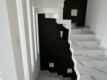 ¡Tu Hogar de Ensueño en Fraccionamiento Aqua 3 Lago Esmeralda!