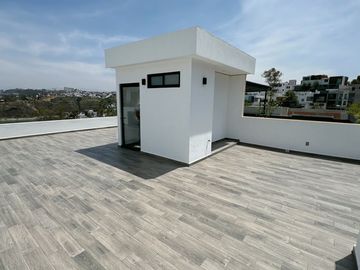 ¡Tu Hogar de Ensueño en Fraccionamiento Aqua 3 Lago Esmeralda!