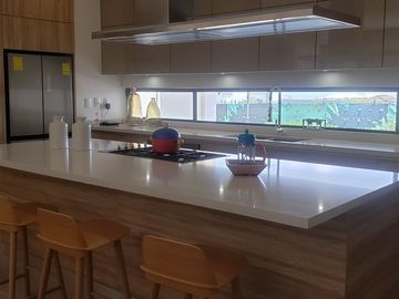 En venta Cumbres Poniente