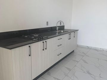 SE VENDE DEPARTAMETNEO EN MANZANILLO COLIMA,  CERCA DE PLAYA Y DE AVENIDAS PRINCIPALES.