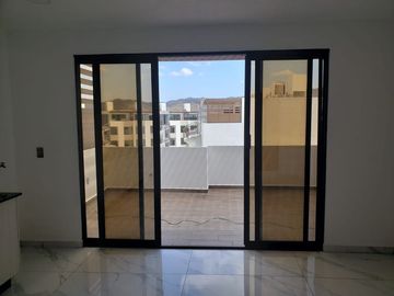 SE VENDE DEPARTAMETNEO EN MANZANILLO COLIMA,  CERCA DE PLAYA Y DE AVENIDAS PRINCIPALES.