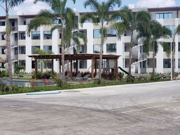 SE VENDE DEPARTAMETNEO EN MANZANILLO COLIMA,  CERCA DE PLAYA Y DE AVENIDAS PRINCIPALES.