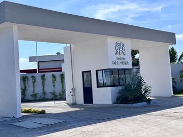 SE VENDE DEPARTAMETNEO EN MANZANILLO COLIMA,  CERCA DE PLAYA Y DE AVENIDAS PRINCIPALES.