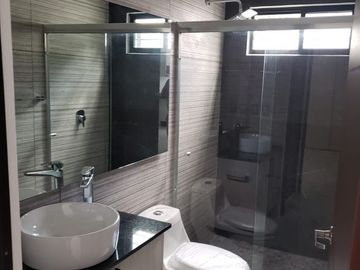 SE VENDE DEPARTAMETNEO EN MANZANILLO COLIMA,  CERCA DE PLAYA Y DE AVENIDAS PRINCIPALES.