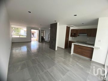 Casa en Venta en Privada San Rafael en Pedregal de Schoenstatt Los olvera, Corregidora, Querétaro.