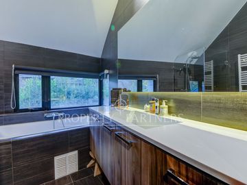Moderna y elegante casa en sector privilegiado de Pedro de Valdivia Norte
